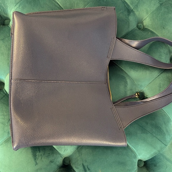 Gently Used HOBO Vida Tote Shoulder Bag Mood Índigo Micro Pebbled Leather - Picture 14 of 16